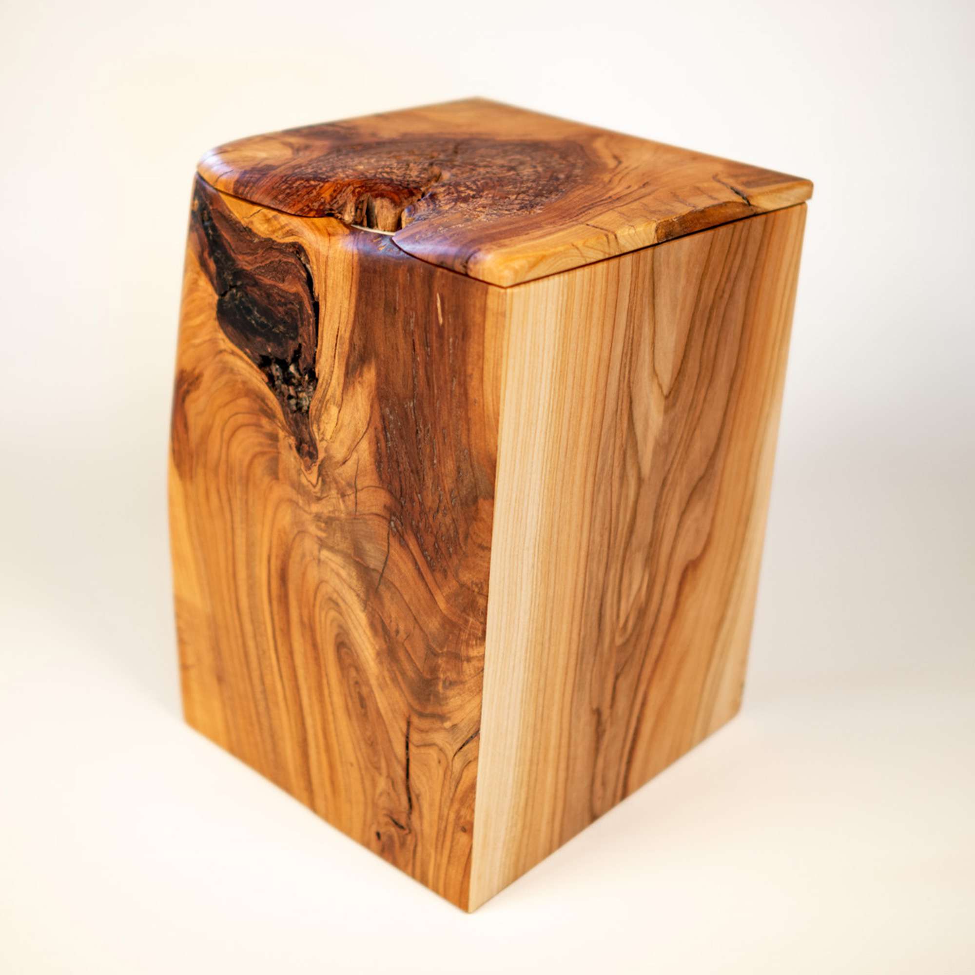 Urne aus Holz: Natura - Kirsche